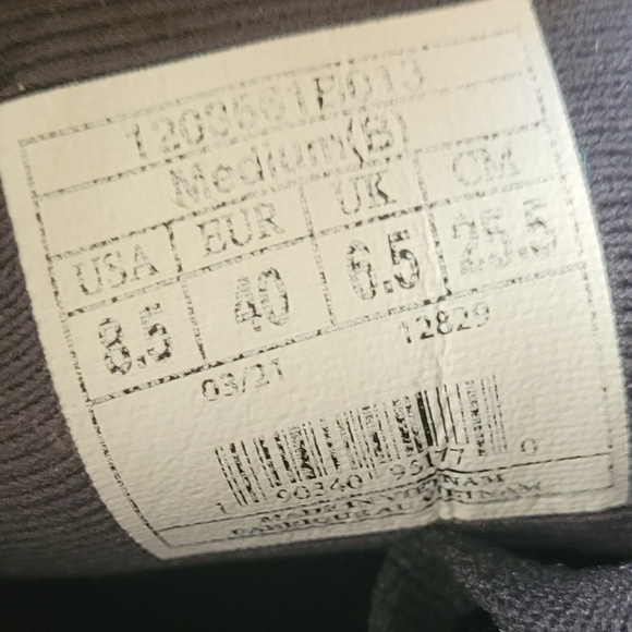 Size 8.5 Brooks Ghost 14 Black & Pink Women's Sneaker - Picture 6 of 7